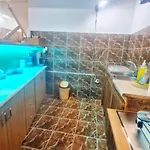 Apartament Casa Cu Obloane Rosii By Cochilia - Parcare Privata, Aproape De Plaja *