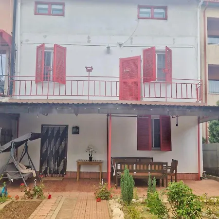 Casa Cu Obloane Rosii By Cochilia - Parcare Privata, Aproape De Plaja Apartament Eforie Nord