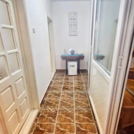 Casa Cu Obloane Rosii By Cochilia Apartment Eforie Nord